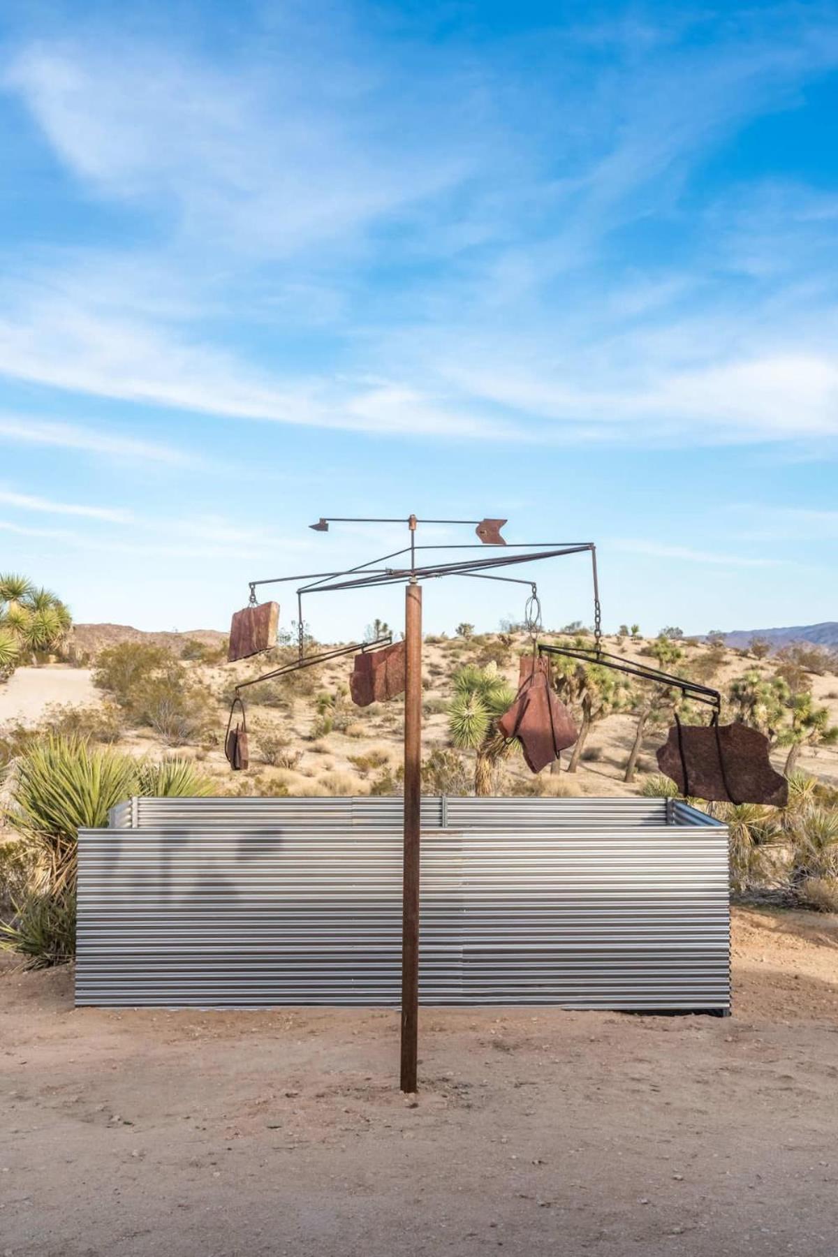 야카밸리 Kinetic House-Joshua Trees Sculptures Cowboy Pool 빌라 외부 사진